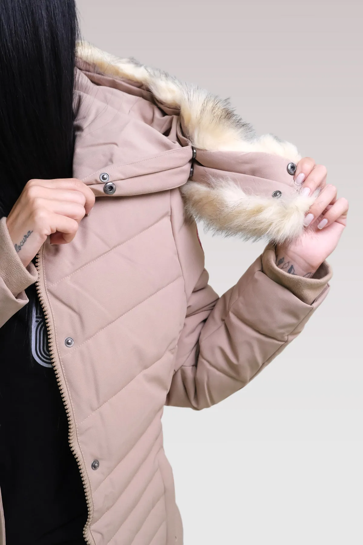 04-campera-mujer-parka-ginette-beige